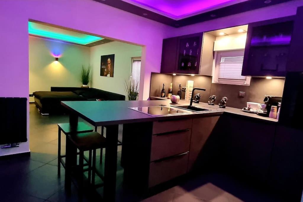 Luxus Loft Whirlpool Designer Kueche Bad Apartment แฮร์เดคเคอ ภายนอก รูปภาพ