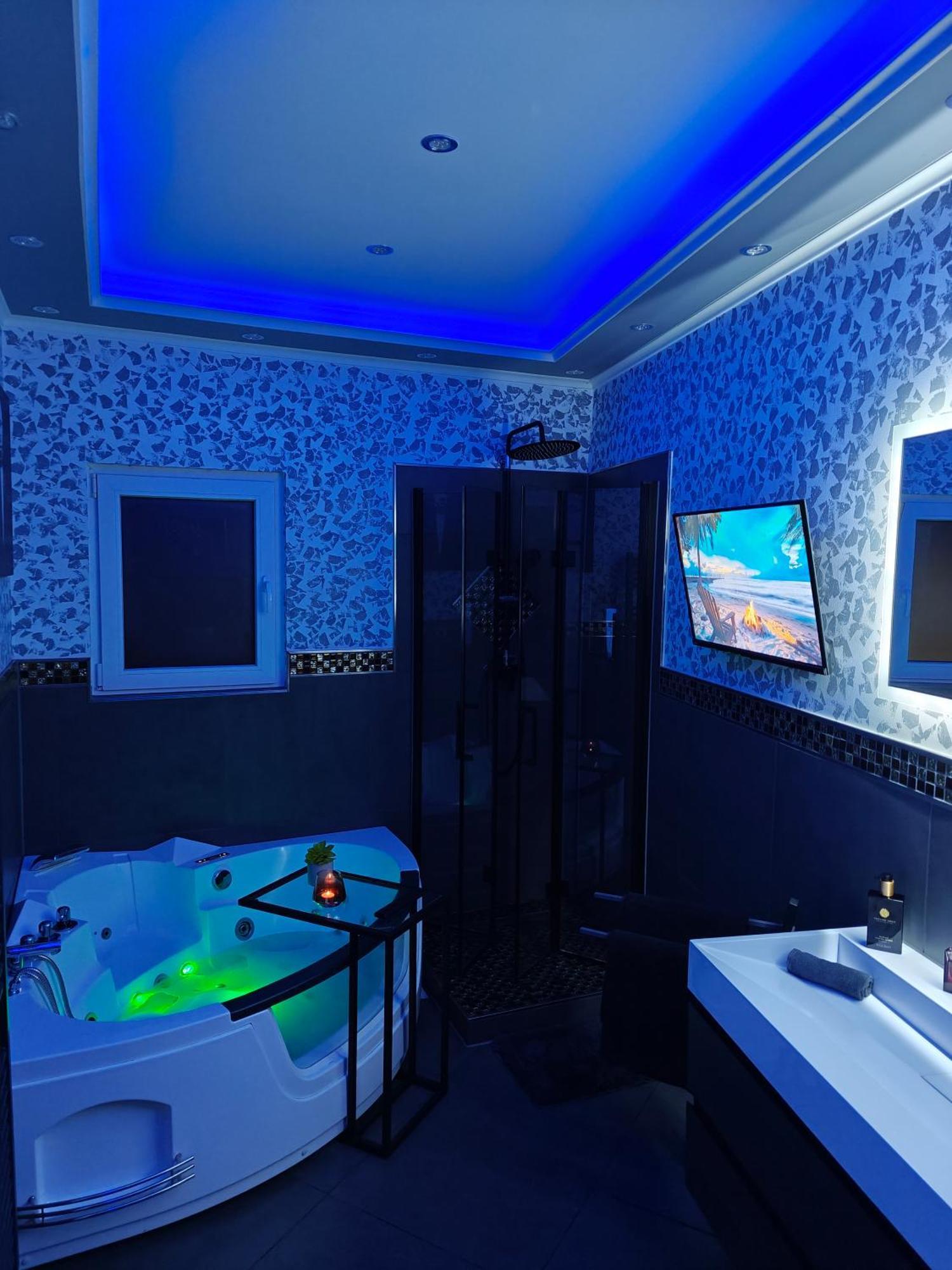 Luxus Loft Whirlpool Designer Kueche Bad Apartment แฮร์เดคเคอ ภายนอก รูปภาพ
